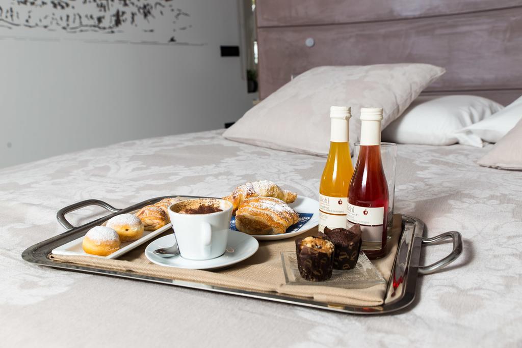 La Residenza Del Monaco Bianco Bed & Breakfast Matera Dış mekan fotoğraf